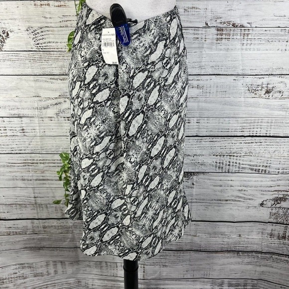Socialite Skirt size Medium Black White Faux Snake Bias Sheer Knee A Line Modest - Picture 9 of 10